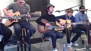 plain white t&#39;s sunlight