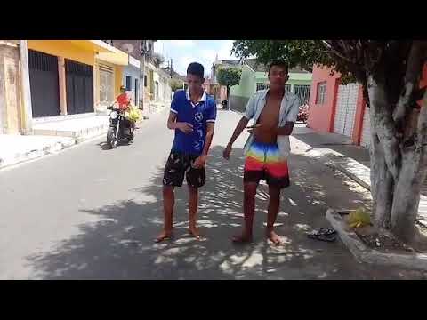 GUI DA TROPA FEAT. MC RICK E MC GW - QUEBRA MENOZADA