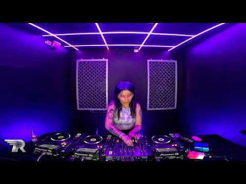 ROSSTREAM SPECIAL / CAMI VASQUEZ   / 10 DE JULIO