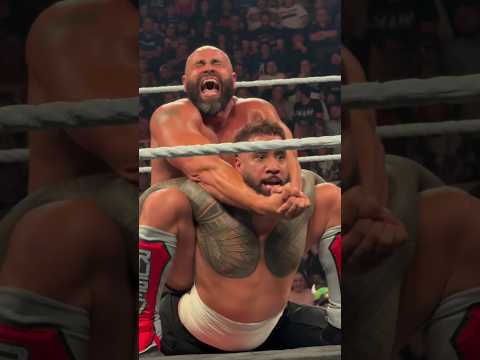 Rusev Locks Hey Uso Into The Accolade At WWE Raw