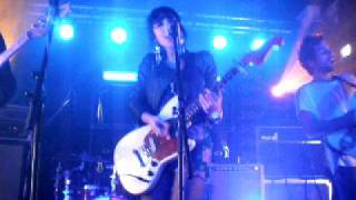 The Howling Bells - Into The Chaos