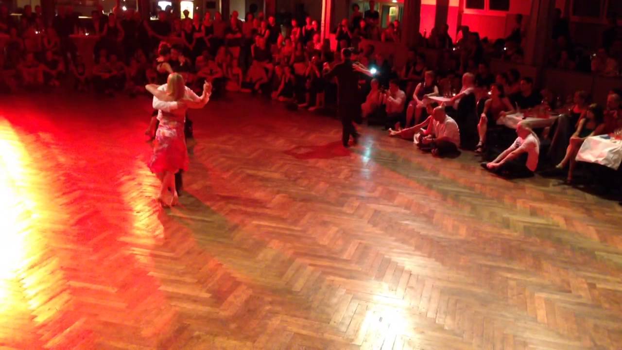 Sebastian y Mariana, Adrian y Amanda, Carlitos y Noelia