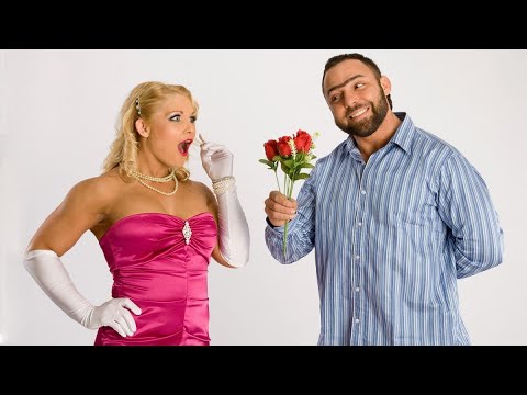 Beth Phoenix & Santino Marella recall their run as Glamarella: WWE Icons extra