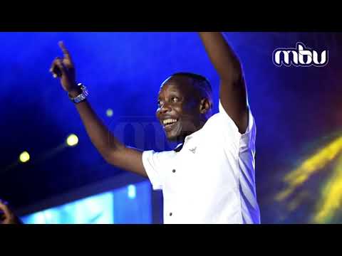 Mesach Semakula Performs 'Sigwe Onsimila'