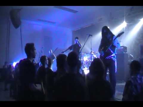 Massive Slavery - Shade of Corruption - live à LSQ 3 juin 2010.avi