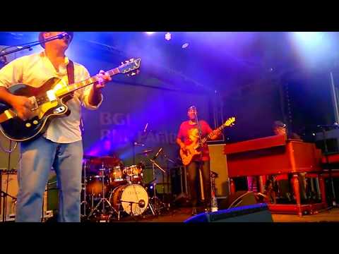 Marc Stone Band live in Luxembourg "Sacred Ground" John Mooney cover