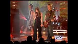 Avril Lavigne - Nobody&#39;s Fool (Teen Nick Concert 2002)