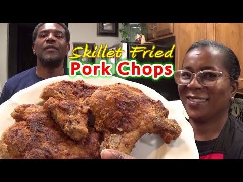 Pan Fried Pork Chops | Cast Iron Skillet Frying | These Chops Are Juicy & Delicious