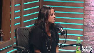 Sara Evans Tells Why She Calls &quot;Words&quot; The Album of Her Lifetime