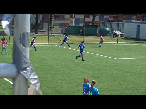 Studiebeurs Voetbal College Soccer OverBoarder - Merel Marting