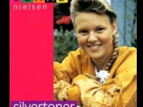 Sanna Nielsen med Lasse Berghagen - Teddybjörnen Fredriksson