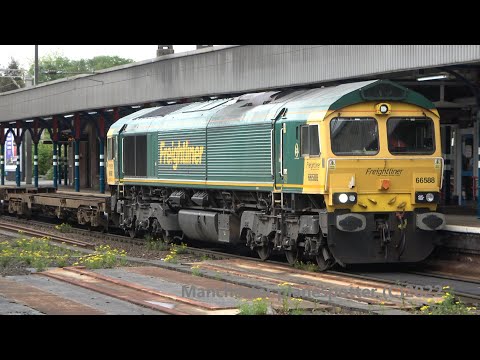 (4K) Freightliner Class 66588 On 485W Seen At Stockport At 09.32Am On The 05/05/2022