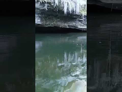 Poço dos Brejos Verruga  Vila de Igatu,  Andarai,   ChapadaDiamantina,  Bahia,  Brasil