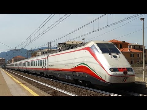 LE E414 TORNANO IN TIRRENICA - FB 8619 Milano C Le -  Roma T.ni in transito a Lavagna !!