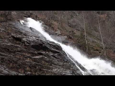 Cascada Lotrișor - Parcul Național Cozia, Munții Căpățânii #romania #travel #waterfall #nature