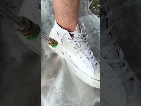 How we make our white shoes clean again! #doityourself