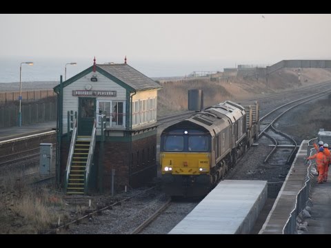#819: [Flask] DRS Class 66302 & 66429 pass Abergele & Pensarn (27/01/17)