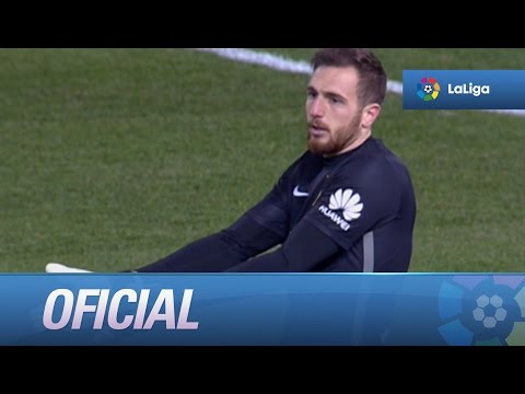 Cabezazo de Reyes al palo