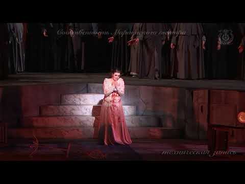 Olga Pudova sings Lucia di Lammermoor "il dolce suono" Thumbnail