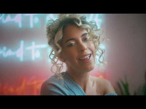 Shana Pearson - Pour de bon (Official Music Video)