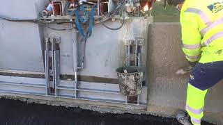 Betonleitwand aus einem Guss