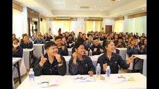 ฝึกอบรมพนักงานระดับปฏิบัติการโดยพี่อ้า.ขาาาา