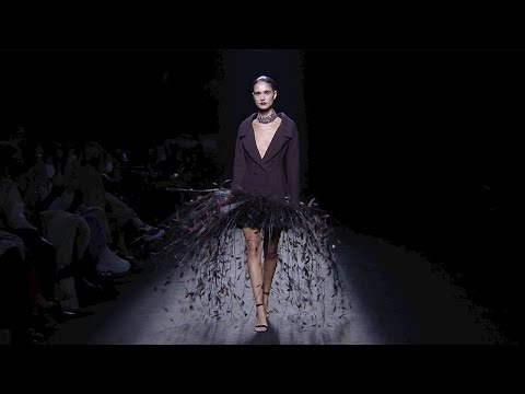 Isabel Sanchis | Fall Winter 2022/2023 | Full Show
