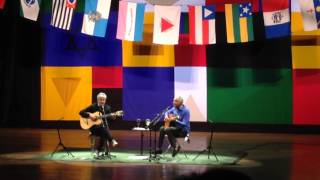 Caetano Veloso e Gilberto Gil - Andar Com Fé (Dancinha de Caetano) (Curitiba, 2015)