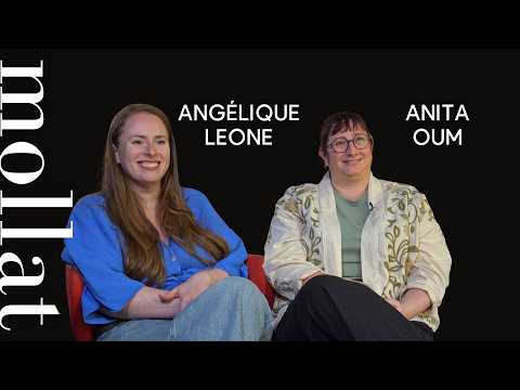 Angélique Leone et Anita Oum - La chaussette du Père Noël