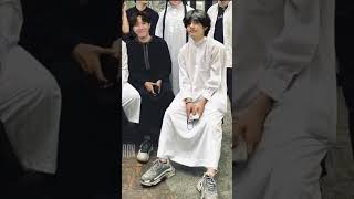 Kim Taehyung Muslim look is so beautiful mashallah