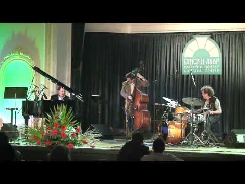 Sinan Alimanovic Trio-Solar