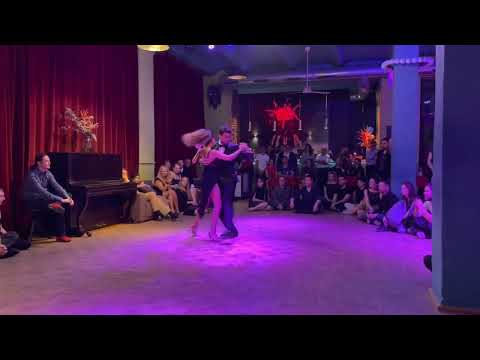 Onur Gümrükcü & Dilara Öğretmen - S.O.S.