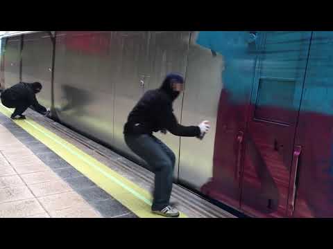 GRAFFITI BOMBING - GRAFFITI VIDEO - GRAFFITI TRAIN - GOPRO GRAFFITI