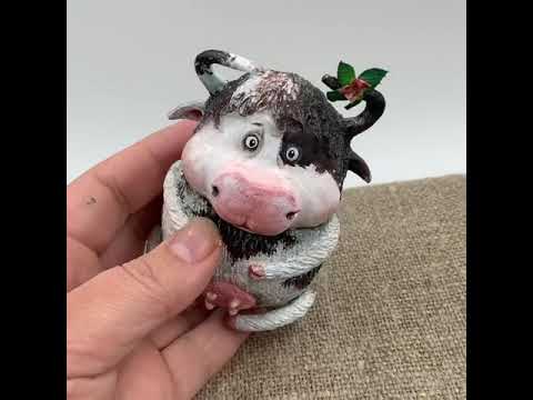 Коровка «мадам Грицацуева» из папье-маше. Символ 2021года