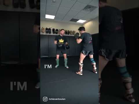 This Drill will 100% help your footwork for MMA. #shorts