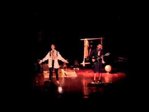 Madrigal - Paulo Monarco e Dandara - Dois Tempos de Um Lugar no Teatro Décio de Almeida Prado em SP