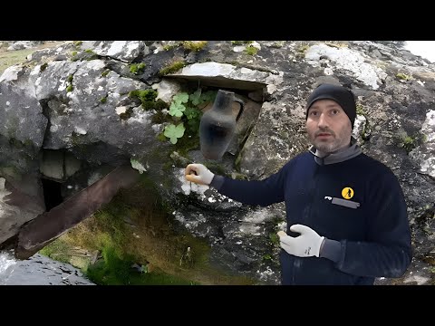 Hazine Avcıları Gözlerden Kaçan Define Dolu Oymayı Açıyorlar !!!