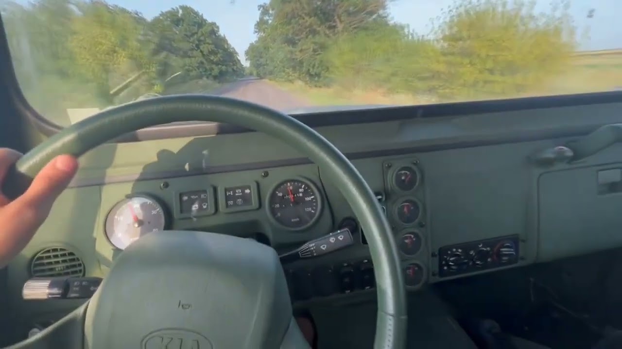 우크라이나에 들어간 기아 KM450 차량