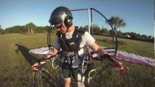 preview picture of video 'Eric Bechtold On His Powered Paraglider'
