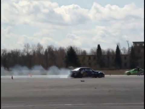 Tököli Drift edzés 2013. 04. 13. part 1