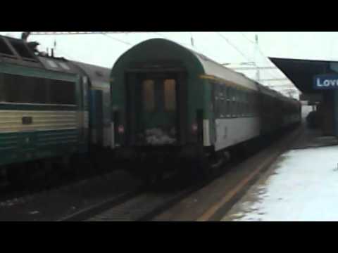 Příjezd vlaku R 785 (ČD 162.019) - Lovosice, 26. 1. 2013