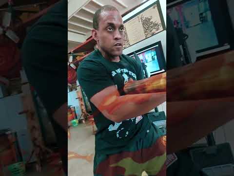 The Beauty Of Solo Training With Wing Chun Dummy | Wing Chun Dummy Workout