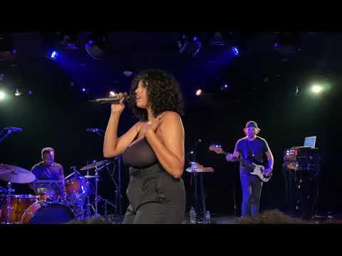 Mahalia “No Reply” live at Union Stage 10-15-19