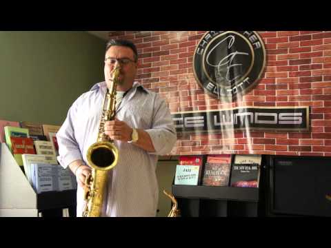 Mike MacArthur Masterclass discusses and demos his CE Winds Super Sig Tenor Saxophone Mouthpiece
