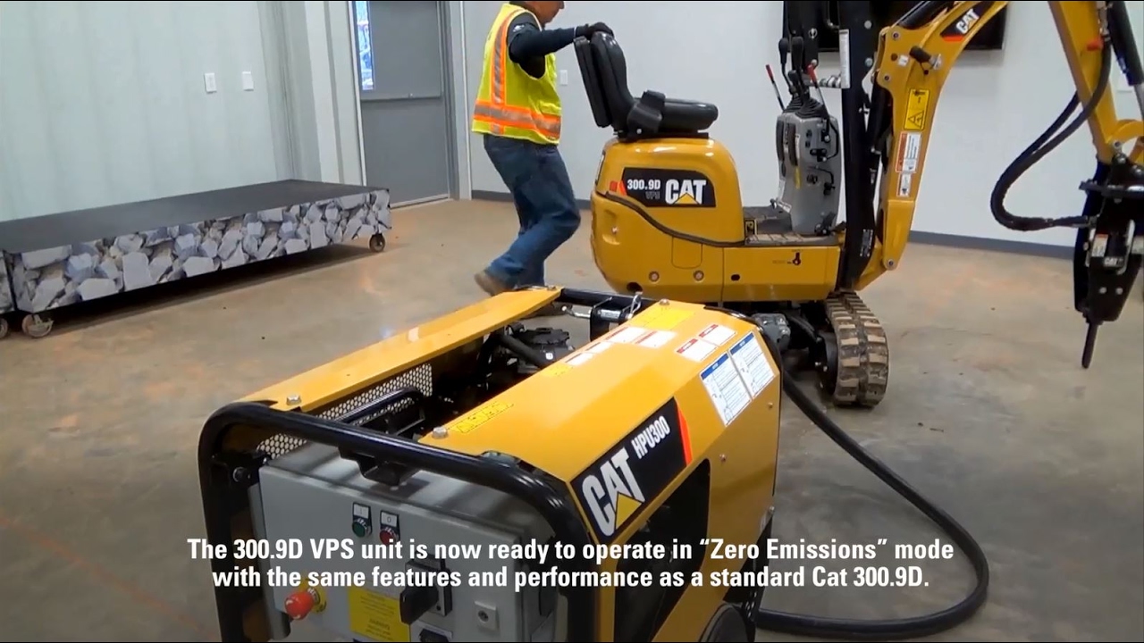 Setting Up the Cat 300.9D Versatile Power System Mini Excavator with the HPU300