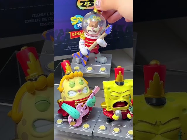 Vídeo relacionado con Mighty Jaxx Spongebob Squarepants Band Geek | Figura Coleccionable Caja Sorpresa | un Personaje Aleatorio