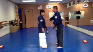 Hapkido Two Hand Cross Front Choke Defense 1