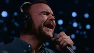 Future Islands - Beauty Of The Road (Live on KEXP)