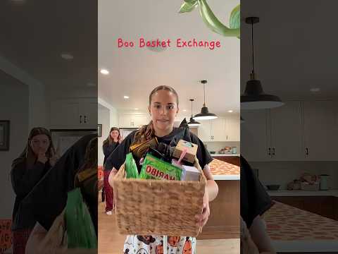 Happy Halloween! #boobasket #vibes #fun #besties #party #viralvideo