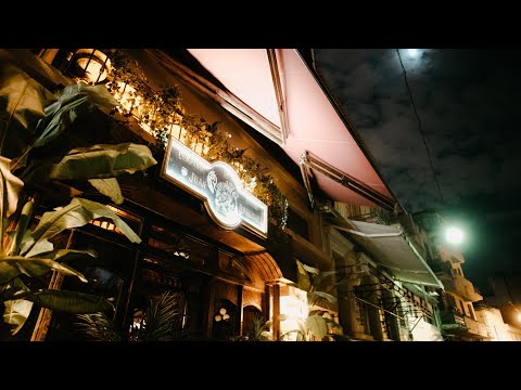 Spinning Records at Juan Rodriguez Bar • Compañia de Bebida